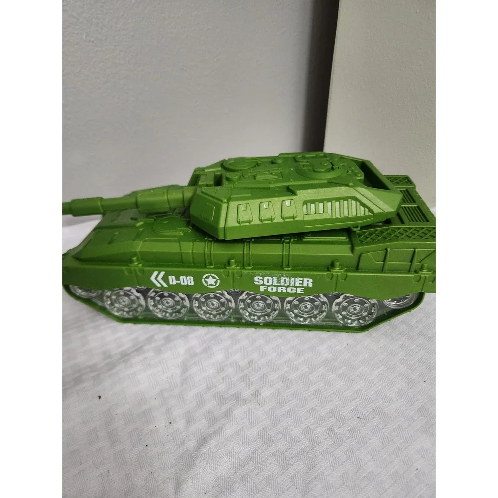 Soldier Force D-08 Toy Tank Green Military Vehicle with Rotating Turret